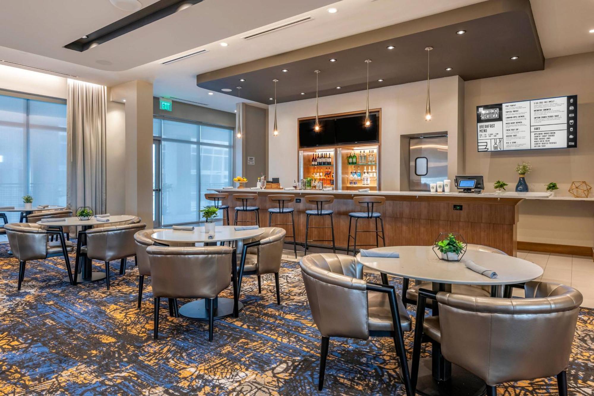 Courtyard By Marriott Fort Lauderdale Downtown Exterior foto